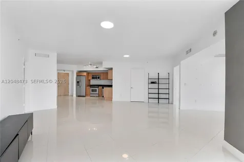 350 S Miami Avenue Miami FL 33130