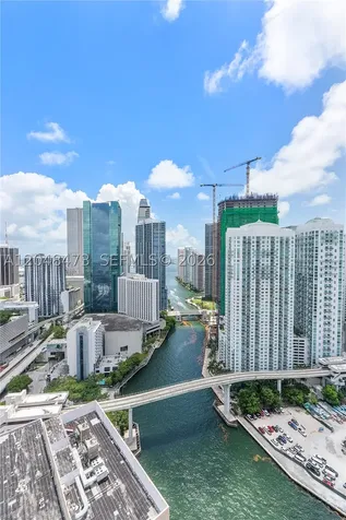 350 S Miami Avenue Miami FL 33130