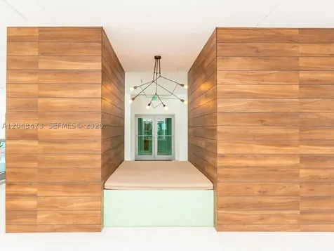 350 S Miami Avenue Miami FL 33130