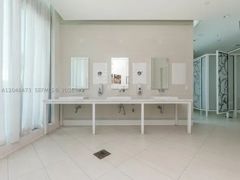 350 S Miami Avenue Miami FL 33130