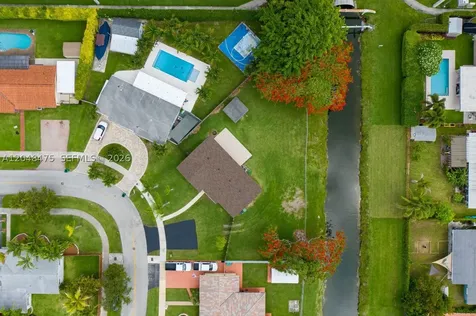 18451 SW 90th Avenue Cutler Bay FL 33157