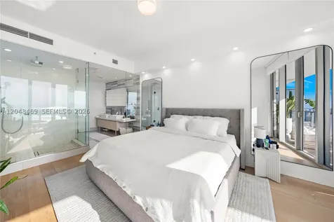 1100 Biscayne Boulevard Miami FL 33132