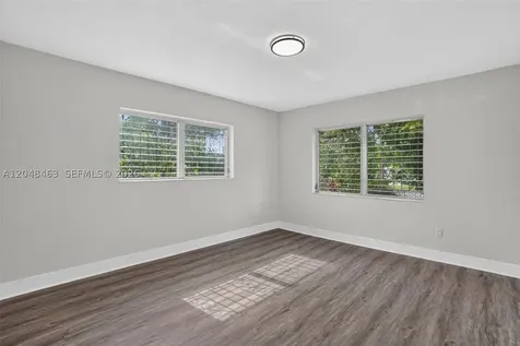 2323 NW 1st Street Miami FL 33125