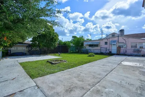 2323 NW 1st Street Miami FL 33125