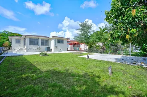 2323 NW 1st Street Miami FL 33125