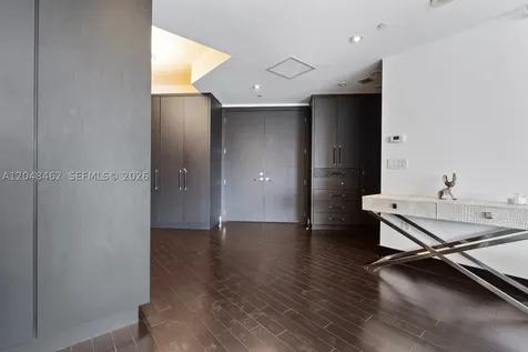 1425 Brickell Avenue Miami FL 33131