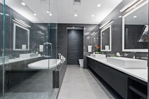 1425 Brickell Avenue Miami FL 33131