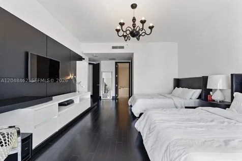 1425 Brickell Avenue Miami FL 33131