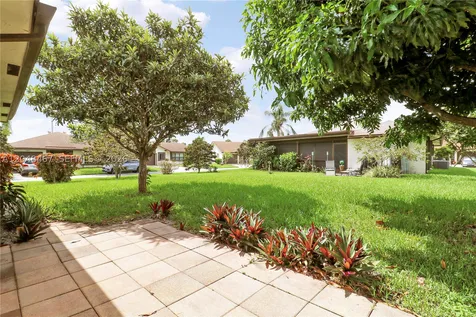 3449 Shadow Wood Drive Green Acres FL 33463