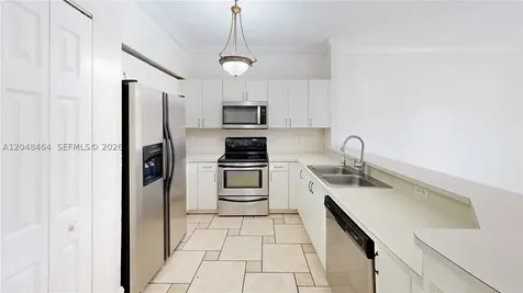 2221 SE 26th Lane Homestead FL 33035