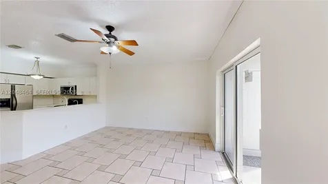 2221 SE 26th Lane Homestead FL 33035