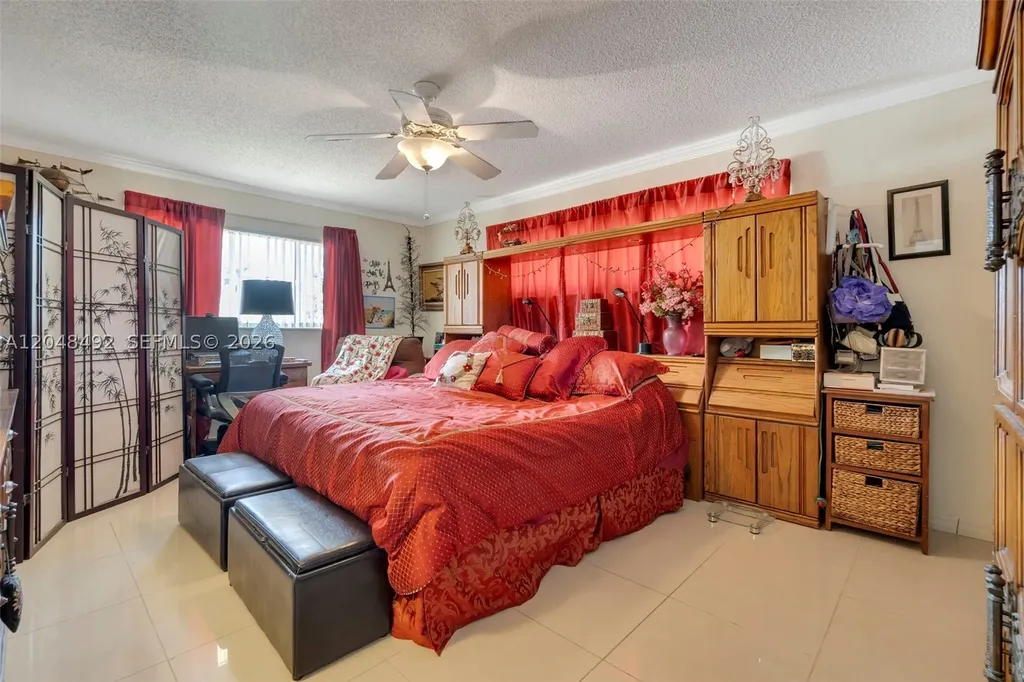 2480 NE 46th Street Lighthouse Point FL 33064
