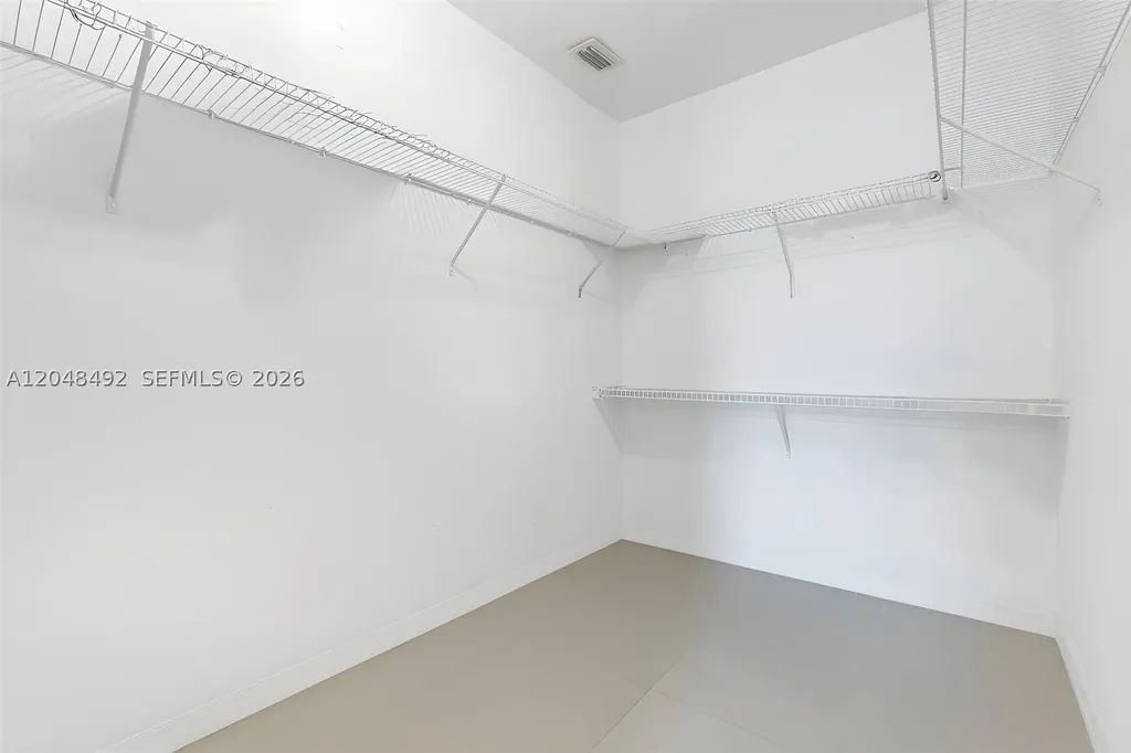 2480 NE 46th Street Lighthouse Point FL 33064
