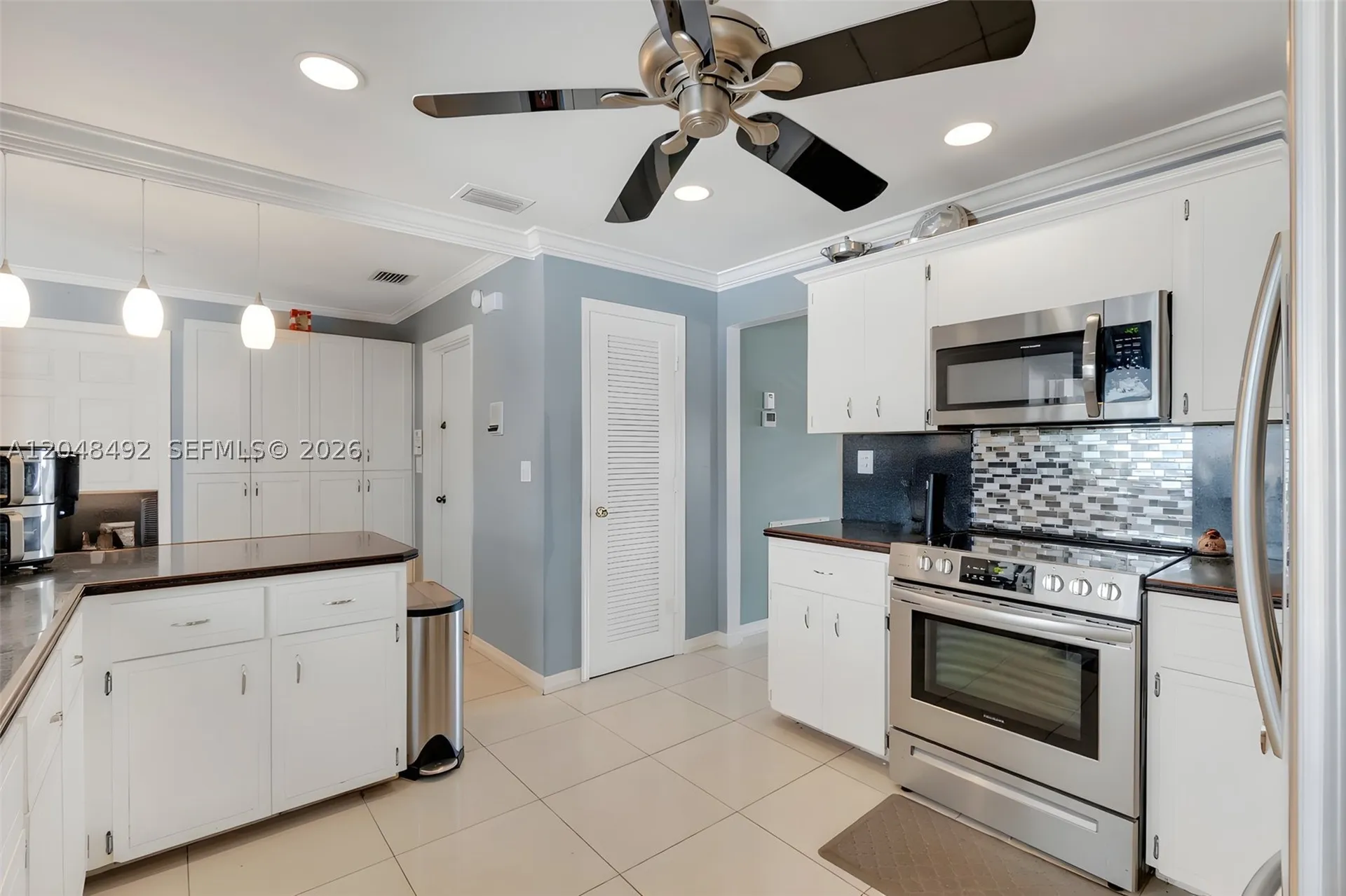 2480 NE 46th Street Lighthouse Point FL 33064