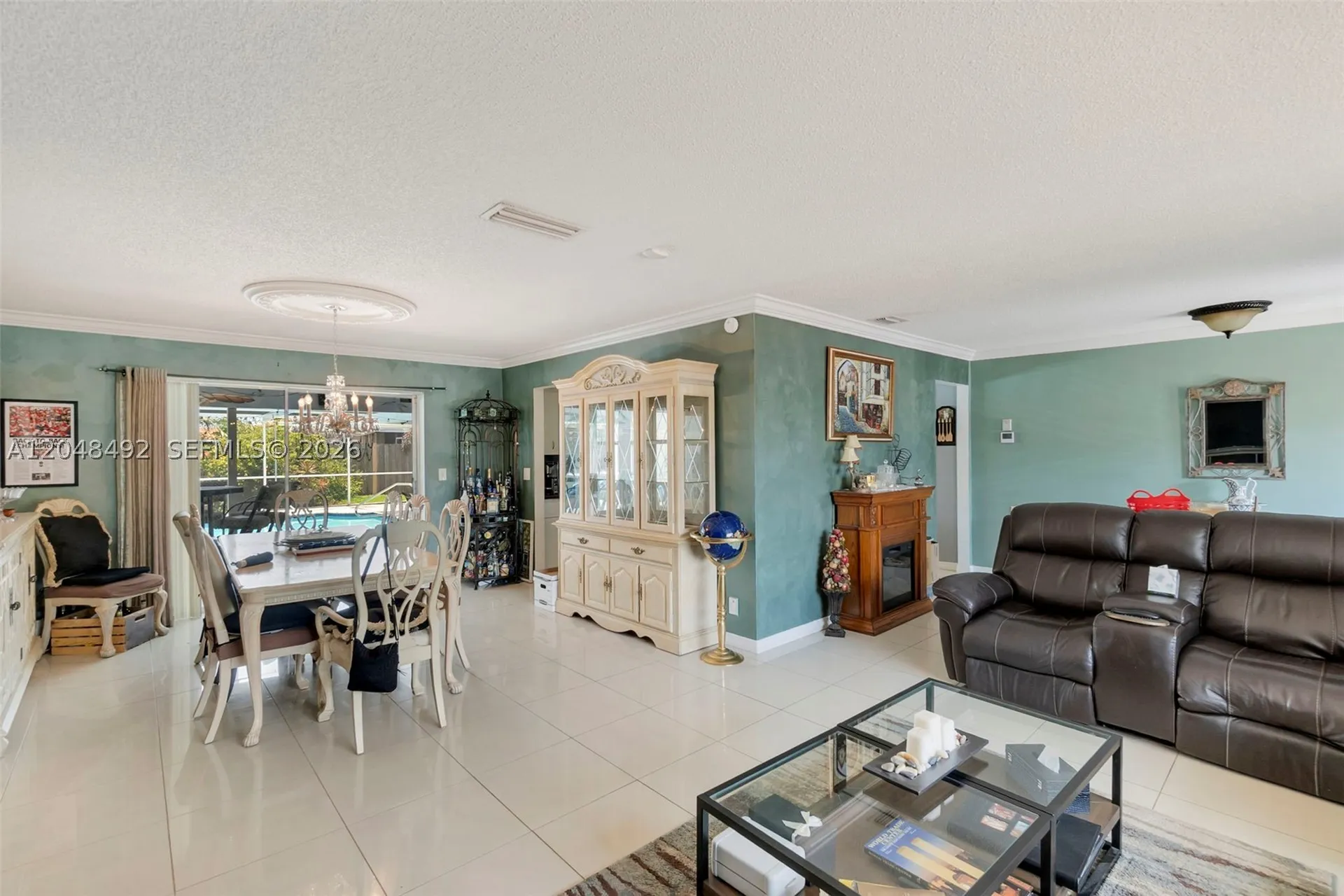 2480 NE 46th Street Lighthouse Point FL 33064