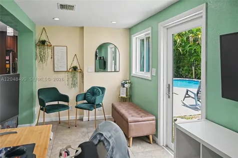301 SW 65th Avenue Pembroke Pines FL 33023