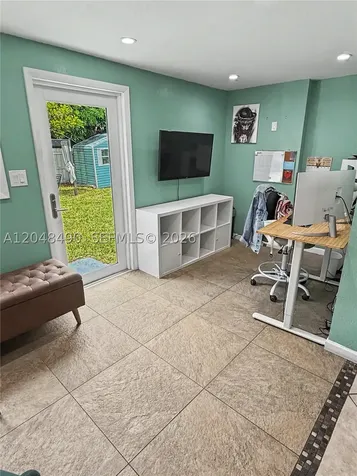 301 SW 65th Avenue Pembroke Pines FL 33023