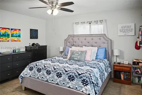 301 SW 65th Avenue Pembroke Pines FL 33023