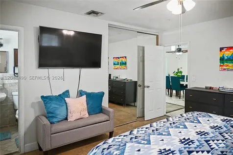 301 SW 65th Avenue Pembroke Pines FL 33023