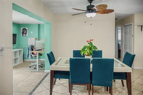 301 SW 65th Avenue Pembroke Pines FL 33023