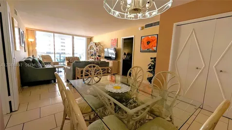 5161 Collins Avenue Miami Beach FL 33140