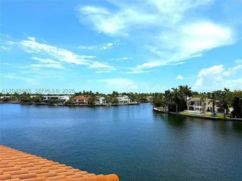 20191 E Country Club Drive Aventura FL 33180