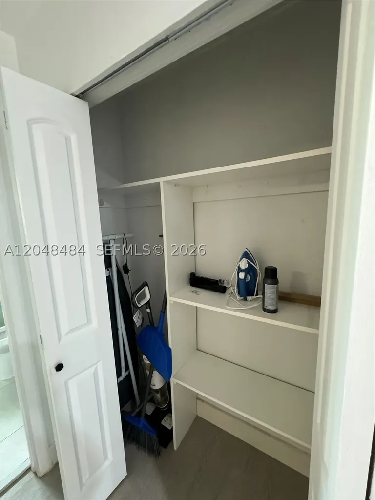 5921 Garfield Street Hollywood FL 33021