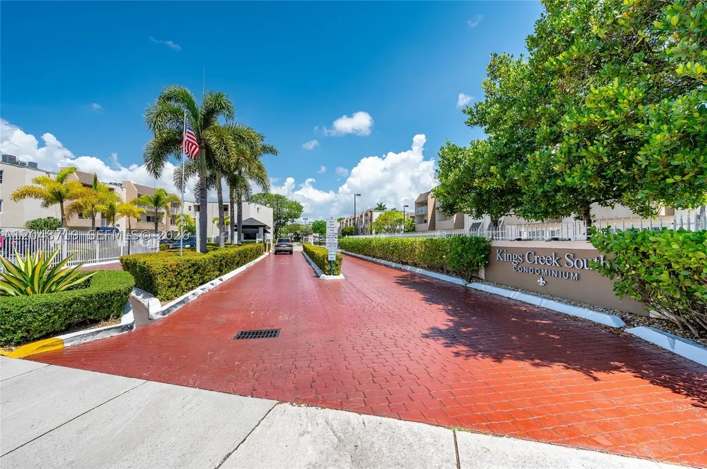 7705 SW 86th Street Miami FL 33143