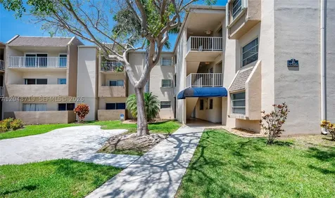 7705 SW 86th Street Miami FL 33143