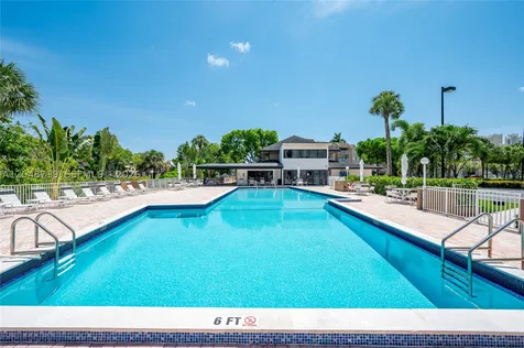 7705 SW 86th Street Miami FL 33143