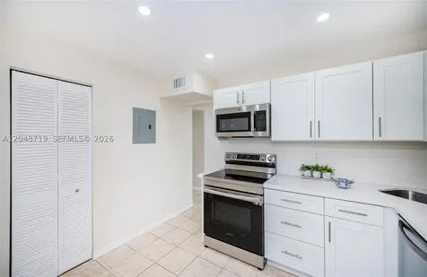 7705 SW 86th Street Miami FL 33143