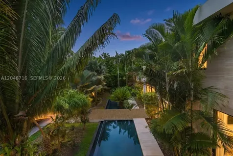12900 SW 63rd Avenue Pinecrest FL 33156