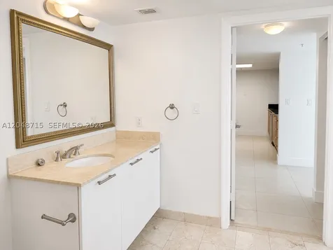 1800 N Bayshore Drive Miami FL 33132