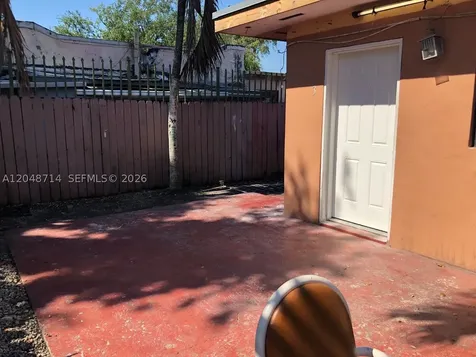 2460 NW 15th Street Miami FL 33125