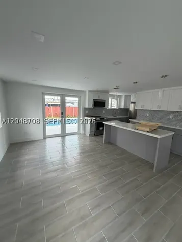 3515-3517 SW 91st Avenue Miami FL 33165