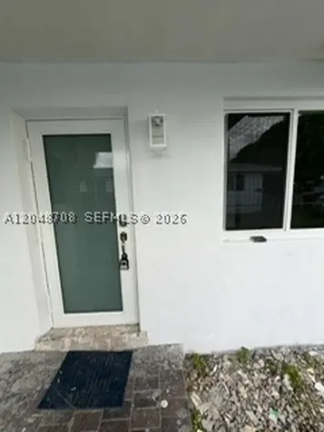 3515-3517 SW 91st Avenue Miami FL 33165
