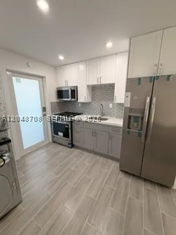 3515-3517 SW 91st Avenue Miami FL 33165