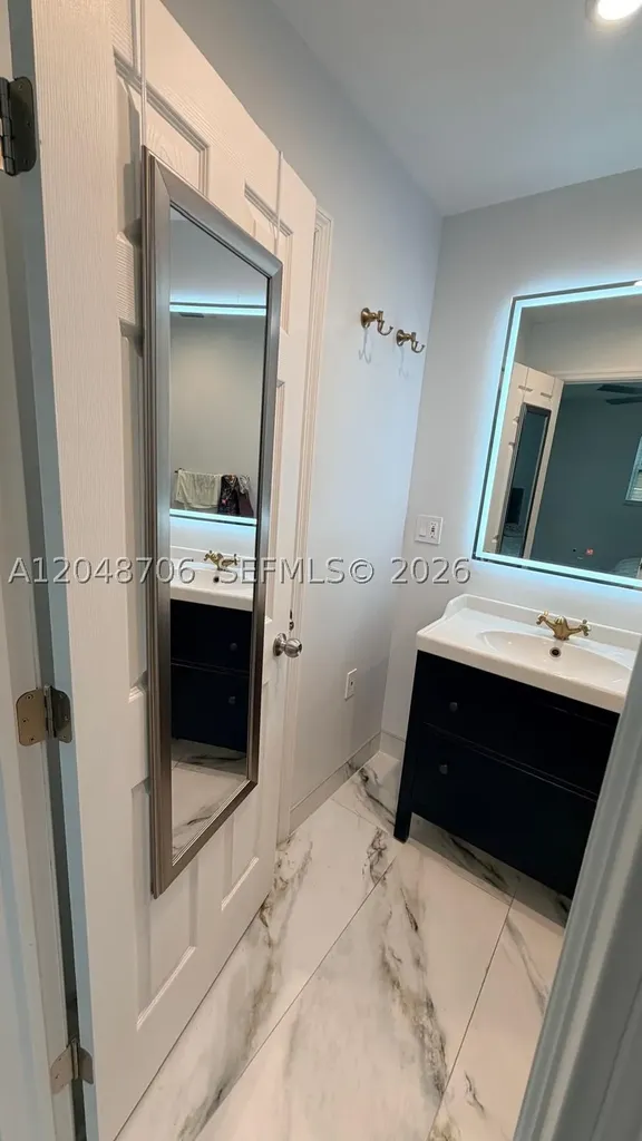3781 Jackson Boulevard Fort Lauderdale FL 33312