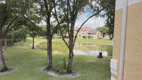 2485 NW 33rd Street Oakland Park FL 33309