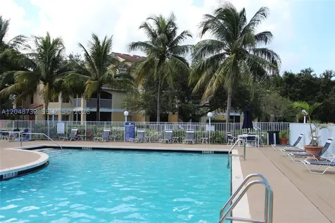 2485 NW 33rd Street Oakland Park FL 33309