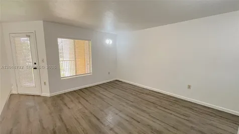 2485 NW 33rd Street Oakland Park FL 33309