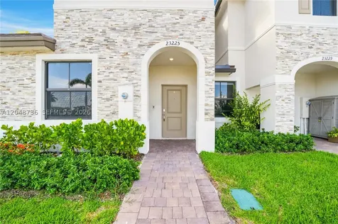 23225 SW 128th Avenue Miami FL 33170