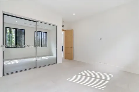 801 SE 11th Court Fort Lauderdale FL 33316