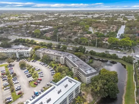 2502 Antigua Terrace Coconut Creek FL 33066