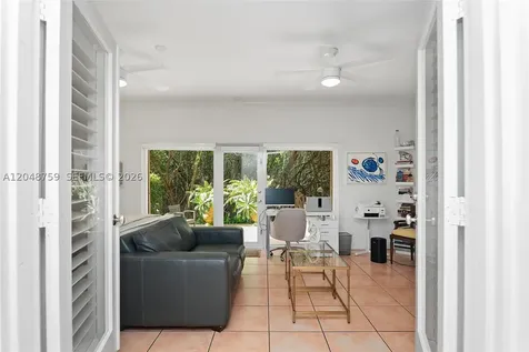 6209 Paradise Point Drive Palmetto Bay FL 33157