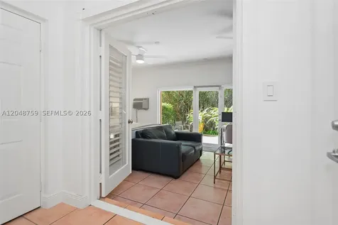 6209 Paradise Point Drive Palmetto Bay FL 33157