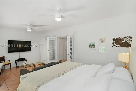 6209 Paradise Point Drive Palmetto Bay FL 33157