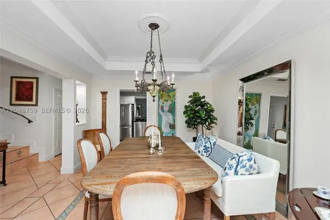 6209 Paradise Point Drive Palmetto Bay FL 33157