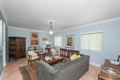6209 Paradise Point Drive Palmetto Bay FL 33157