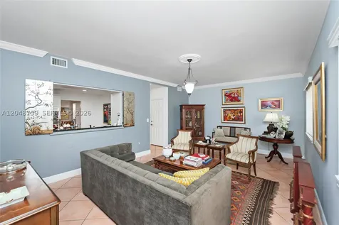 6209 Paradise Point Drive Palmetto Bay FL 33157
